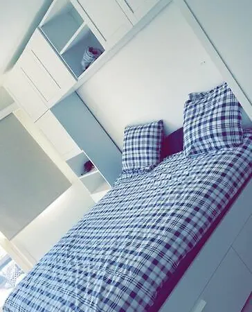 Apartment Vue Laterale Sur